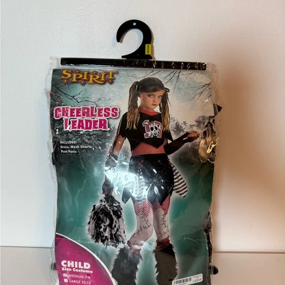 Spirit Cheerless Leader Costume with Red and Black Details‎ - Picture 2 of 7